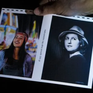 Le papier photo avec une texture lisse présente un aspect doux